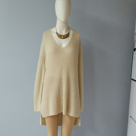 Vince Camuto Sweaters - Vince Camuto womens cream/gold sweater